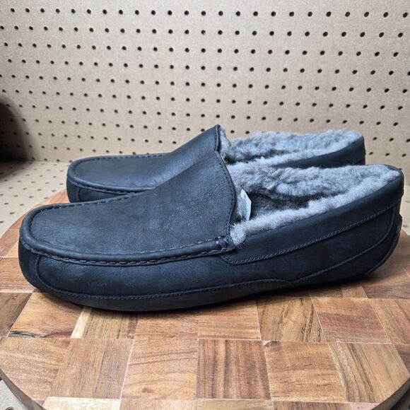 UGG ASCOT BLACK LEATHER SHEARLING LINED MOCCASIN SHOE US 17/ EU 51/ UK 16 main image 9
